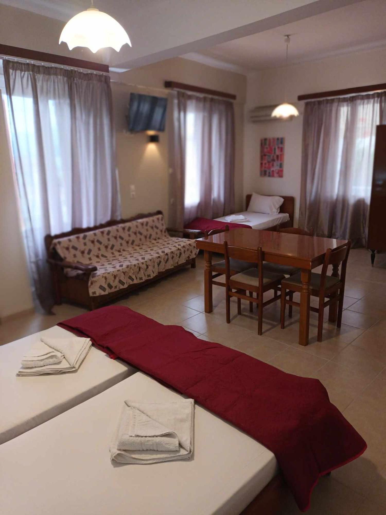Saint George Hotel ルトラ・エディプソス エクステリア 写真